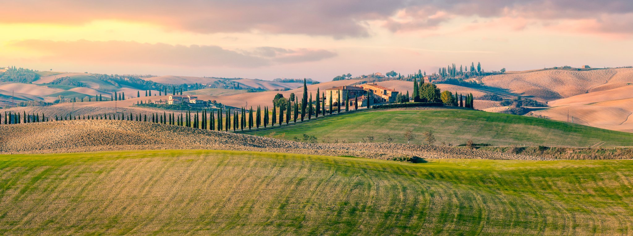 ALONG THE PLAIN OF CASTELLUCCIO