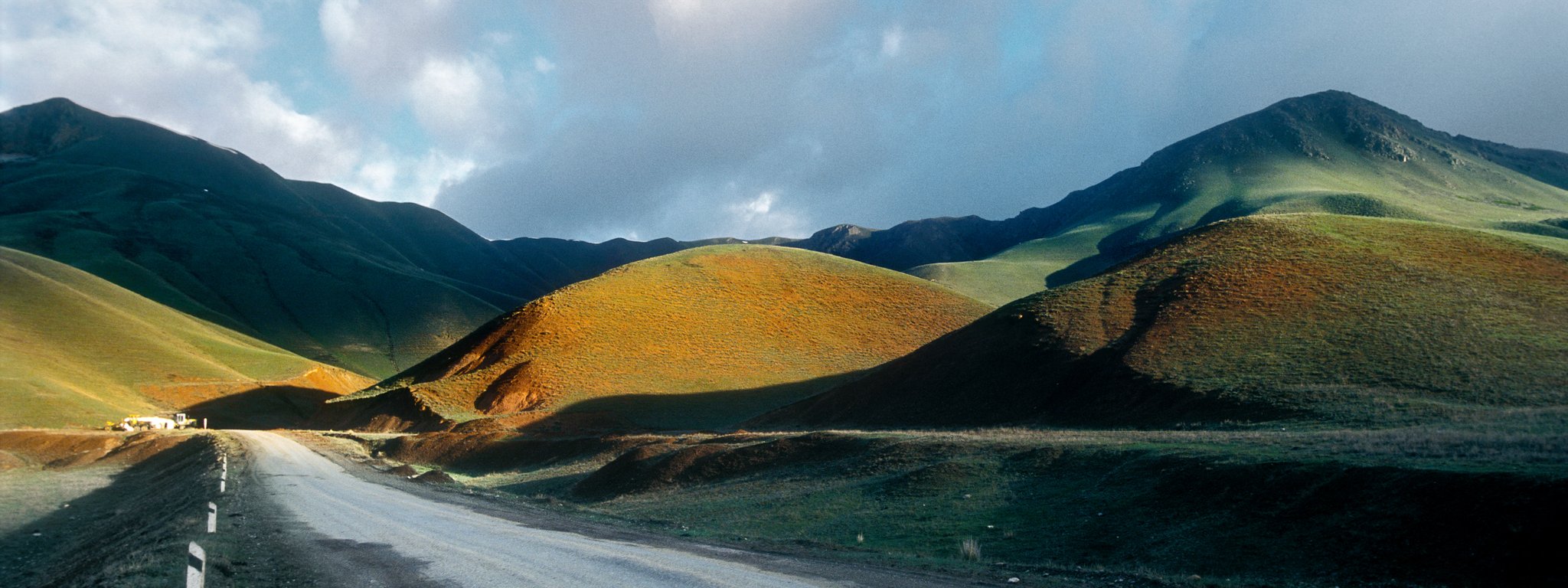 THE GOLDEN ROAD TO SAMARQAND