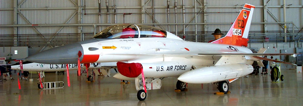 F-16B - AFFTC/412th TW - Serial #92-0454