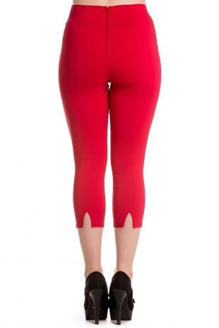 red capri trousers