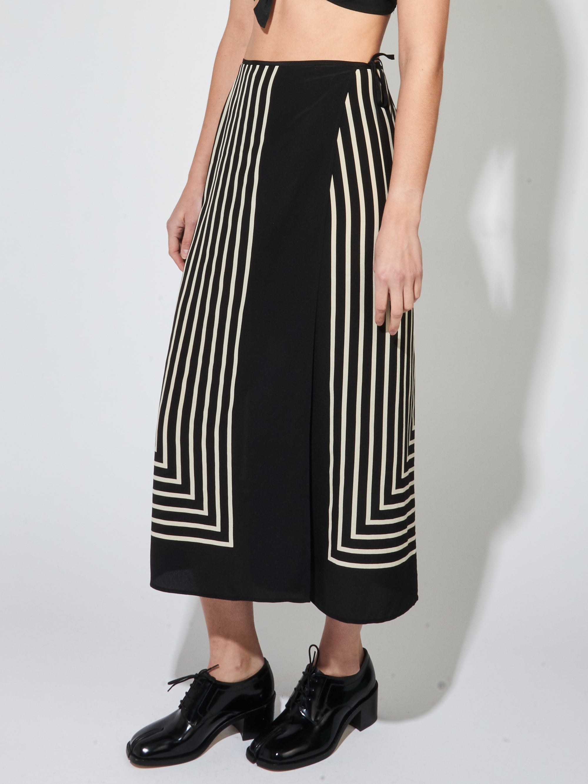 AMERI IMANE JACQUARD WRAP SKIRT - operacaourban.com.br