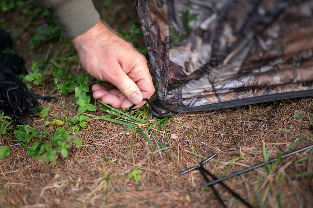  Guide Gear 6' Tripod Hunting Tower Blind, 2-3 Man