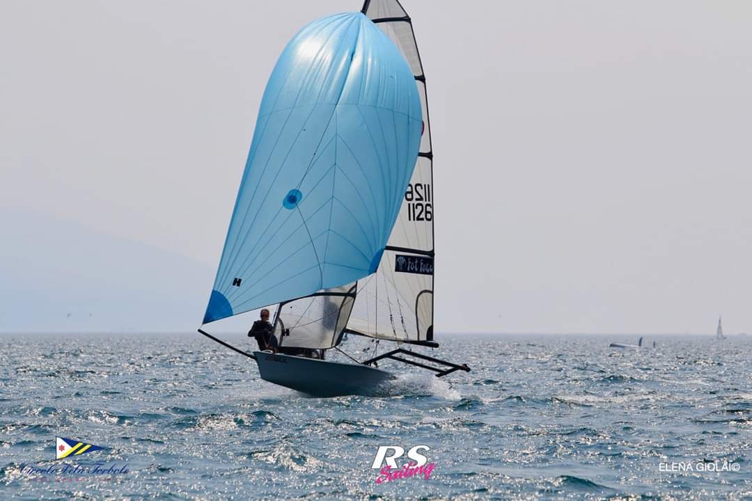 George Smith and Girlfriend sailing the RS800 on Lake Garda