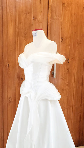 Yenny Lee Bridal Couture - Regina Wedding Dress