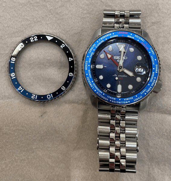 seiko ssk003 with the original bezel removed and replaced with a worldtimer deisgn