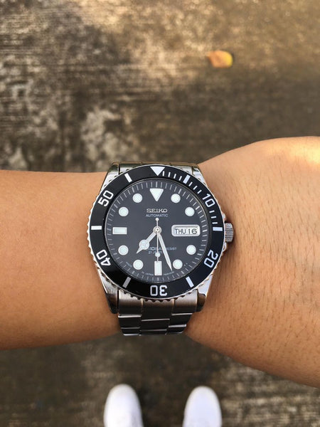All About the Seiko SKX031 aka The Poor Man's Submariner –