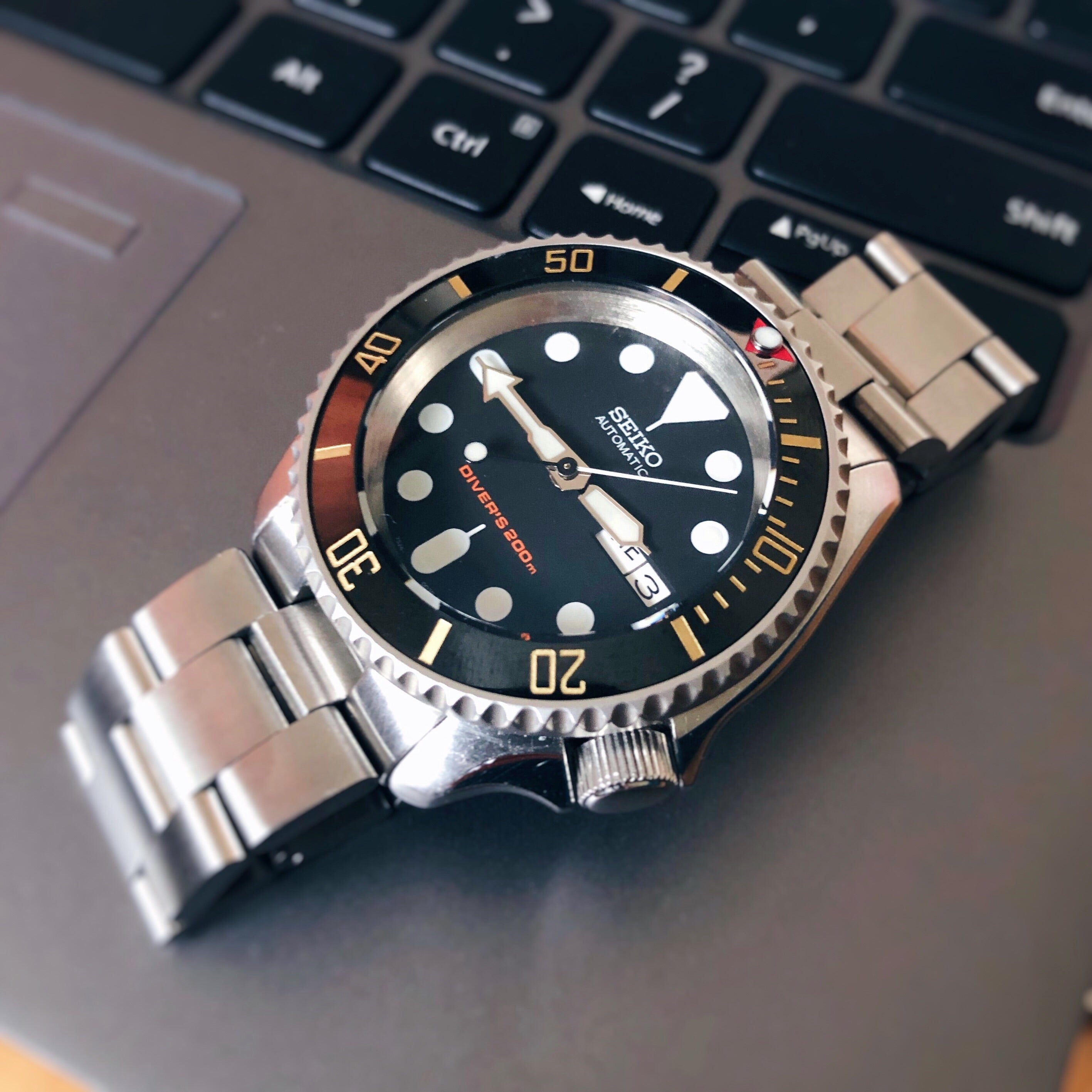 SKX007 Sub Bezel: Sandblasted Finish | namokiMODS