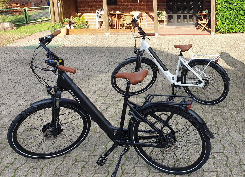 zwei SMAFO e-bikes