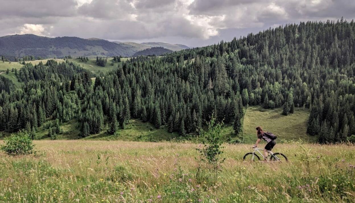 find women mountain bikers to ride with