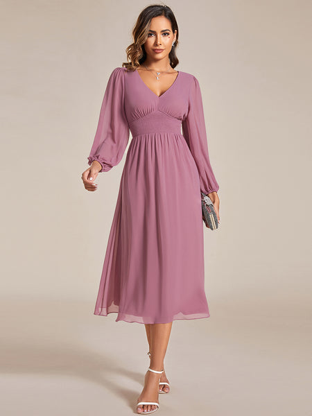 This elegant long sleeve midi dresses