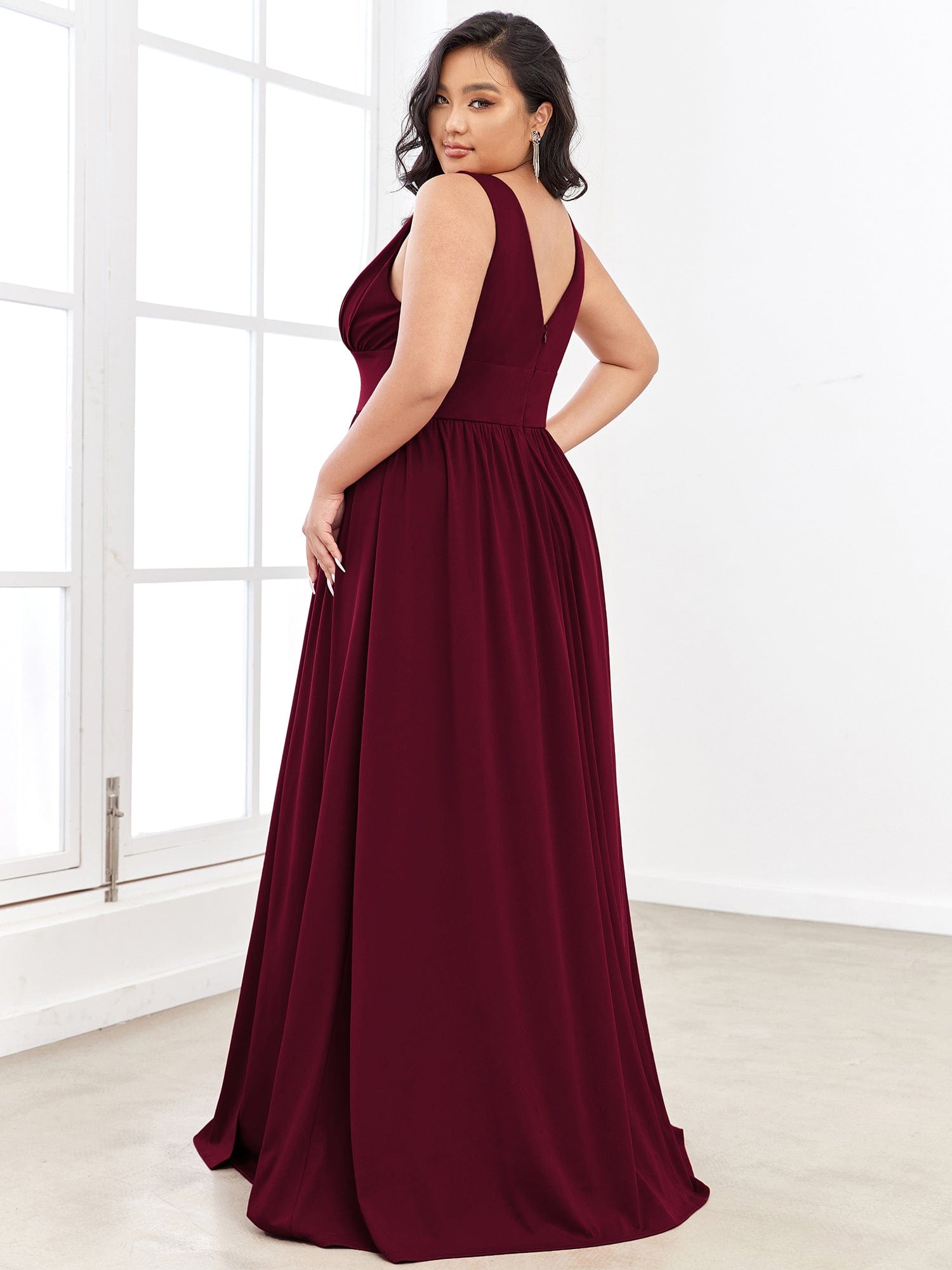 Plus Size Sexy High Slit Sleeveless Empire Waist V-Neck Evening Dress