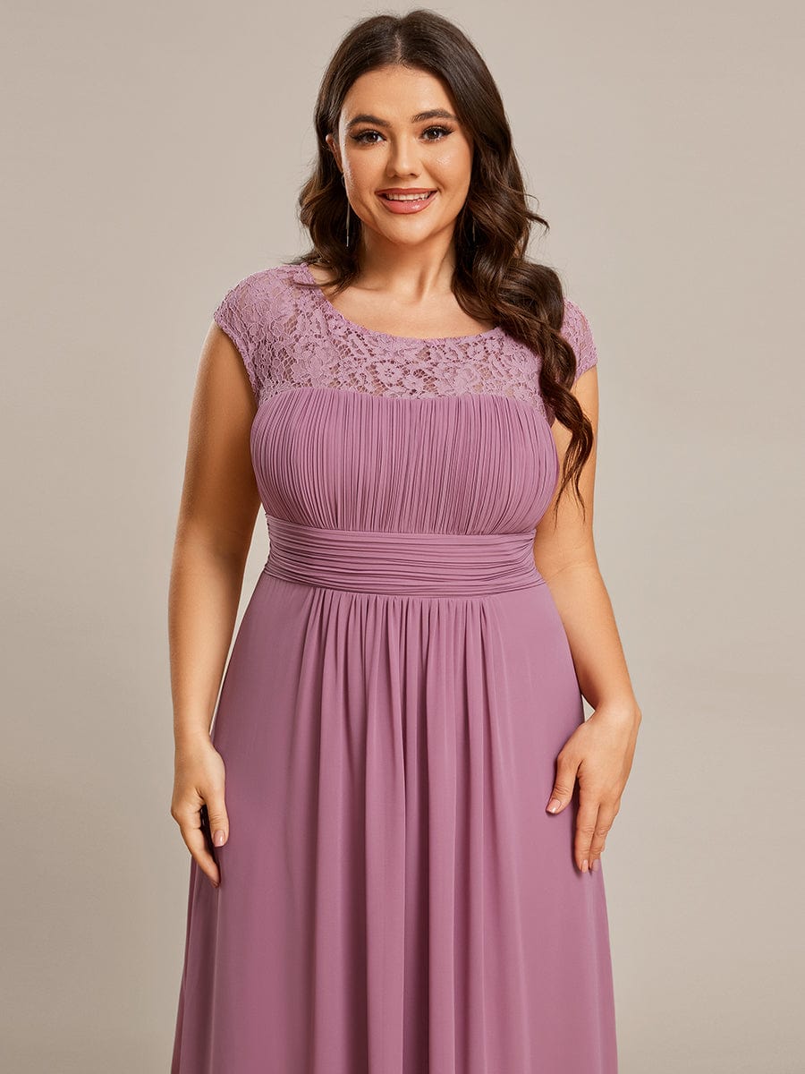 Plus Size Elegant Lace Chiffon Maxi Bridesmaid Dress