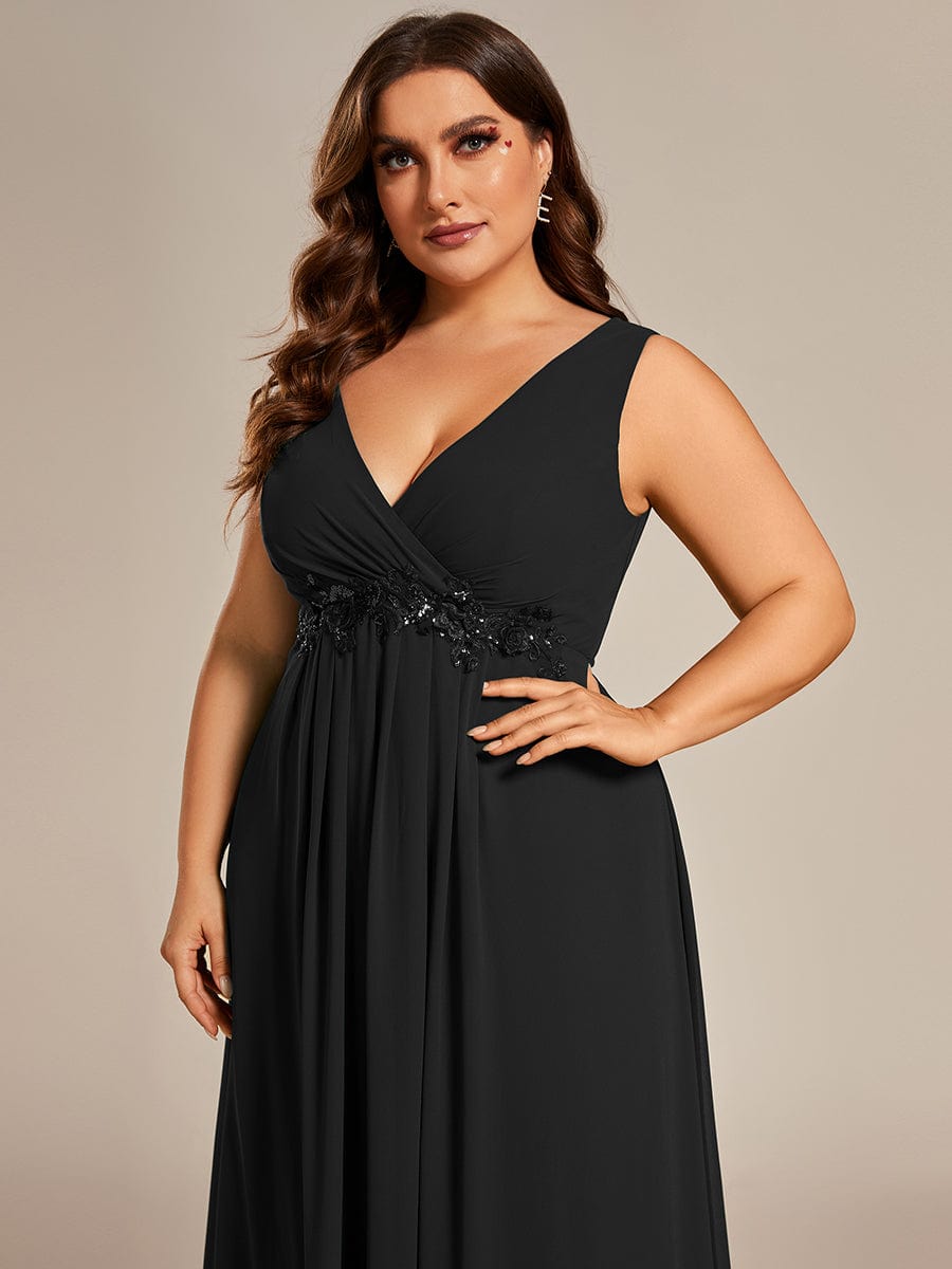 V-Neck Sleeveless A-Line Evening Dress with Appliques