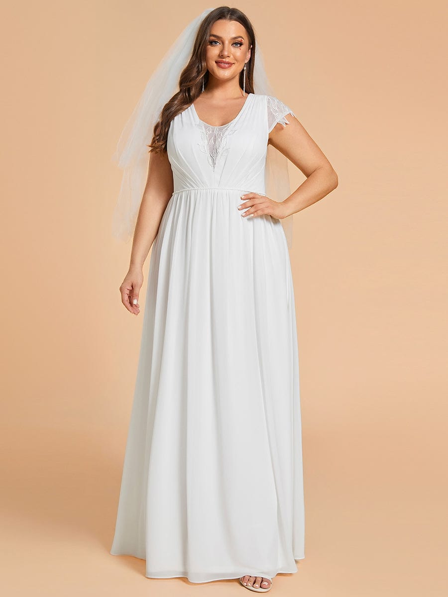 Plus Size V-Neck and Pleated Chiffon Wedding Dresses with Short Sleeves