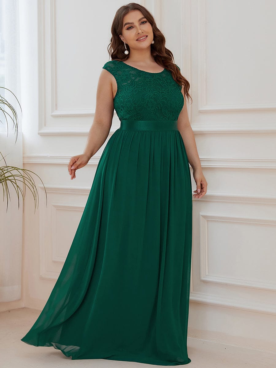 Plus Size Classic Round Neck V Back A-Line Chiffon Bridesmaid Dresses with Lace