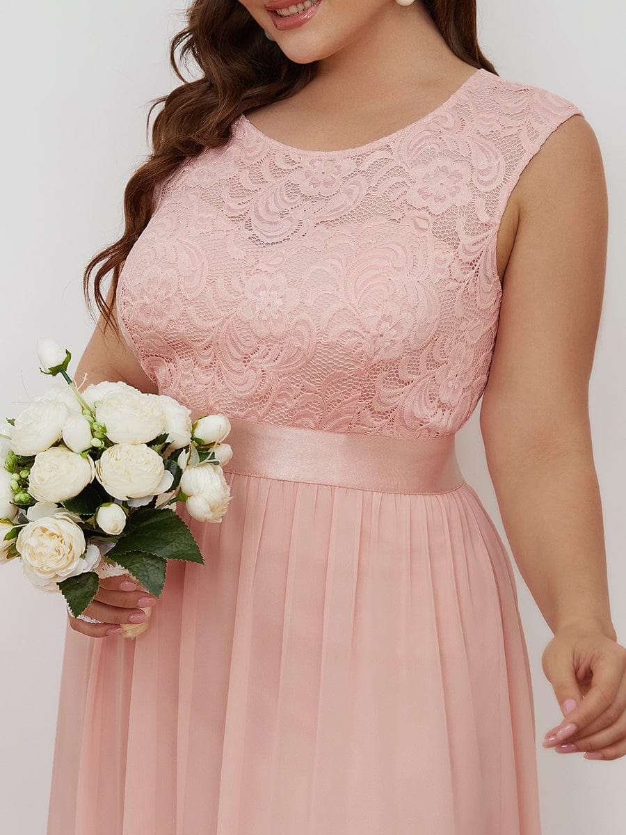 Plus Size Classic Round Neck V Back A-Line Chiffon Bridesmaid Dresses with Lace