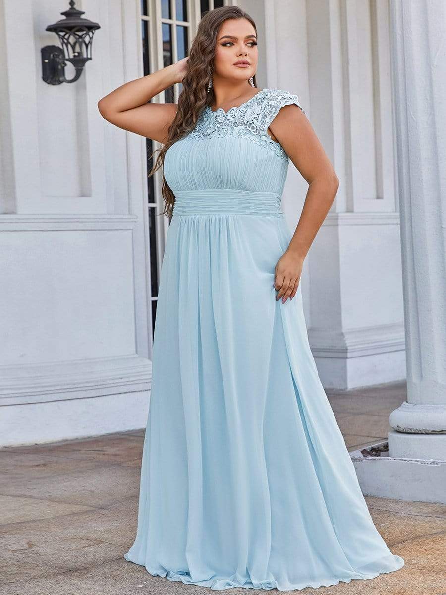 Plus Size Elegant Lace Short Sleeves Long Bridesmaid Dress