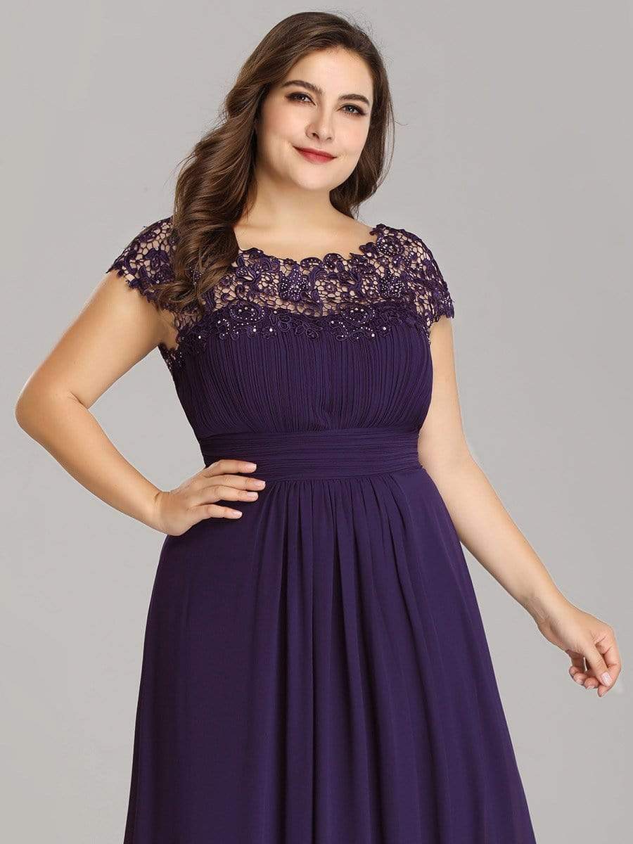 Plus Size Elegant Lace Short Sleeves Long Bridesmaid Dress