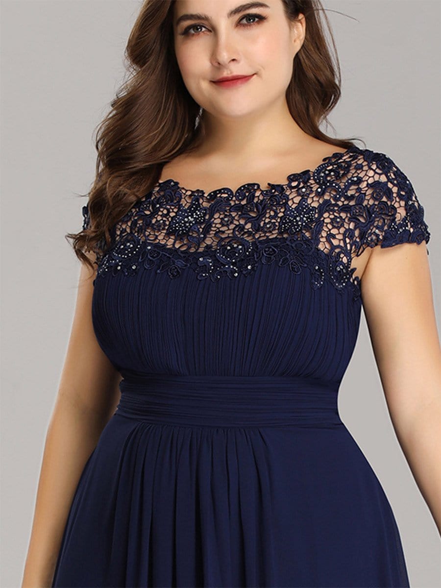 Plus Size Lace Cap Sleeve Elegant Maxi Bridesmaid Dress