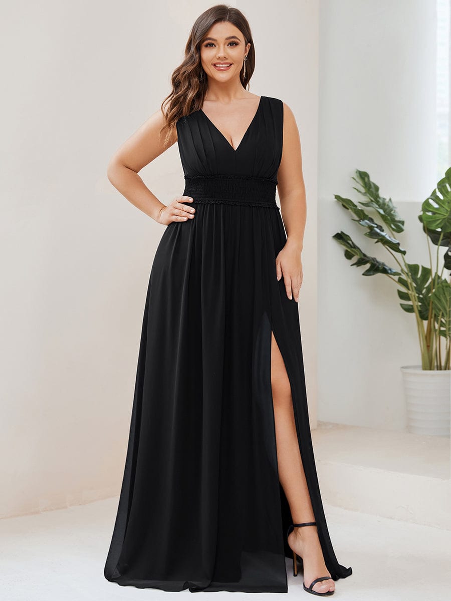 Plus Size V-Neck Sleeveless Pleated Chiffon Bridesmaid Dress with Slit