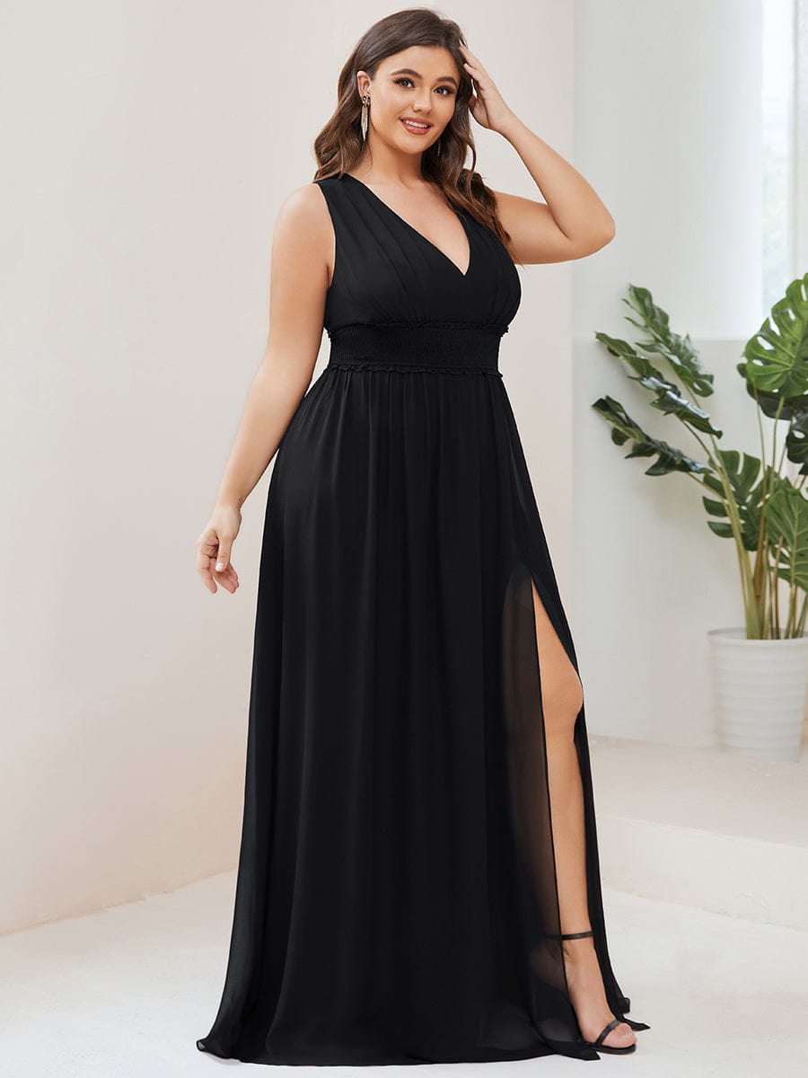 Plus Size V-Neck Sleeveless Pleated Chiffon Bridesmaid Dress with Slit