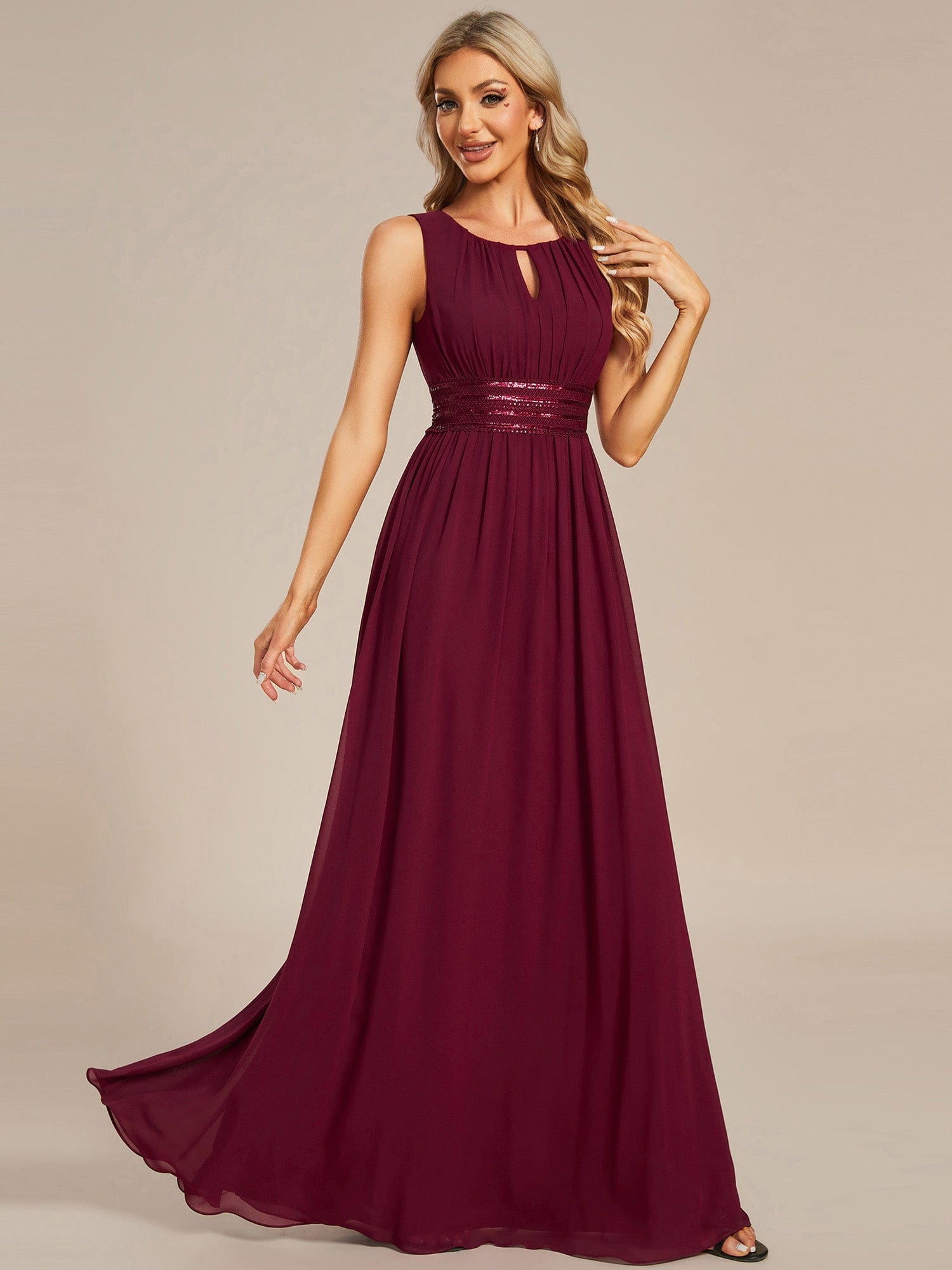 A-Line Chiffon Round Neckline Bridesmaid Dress with Sleeveless and Pleats