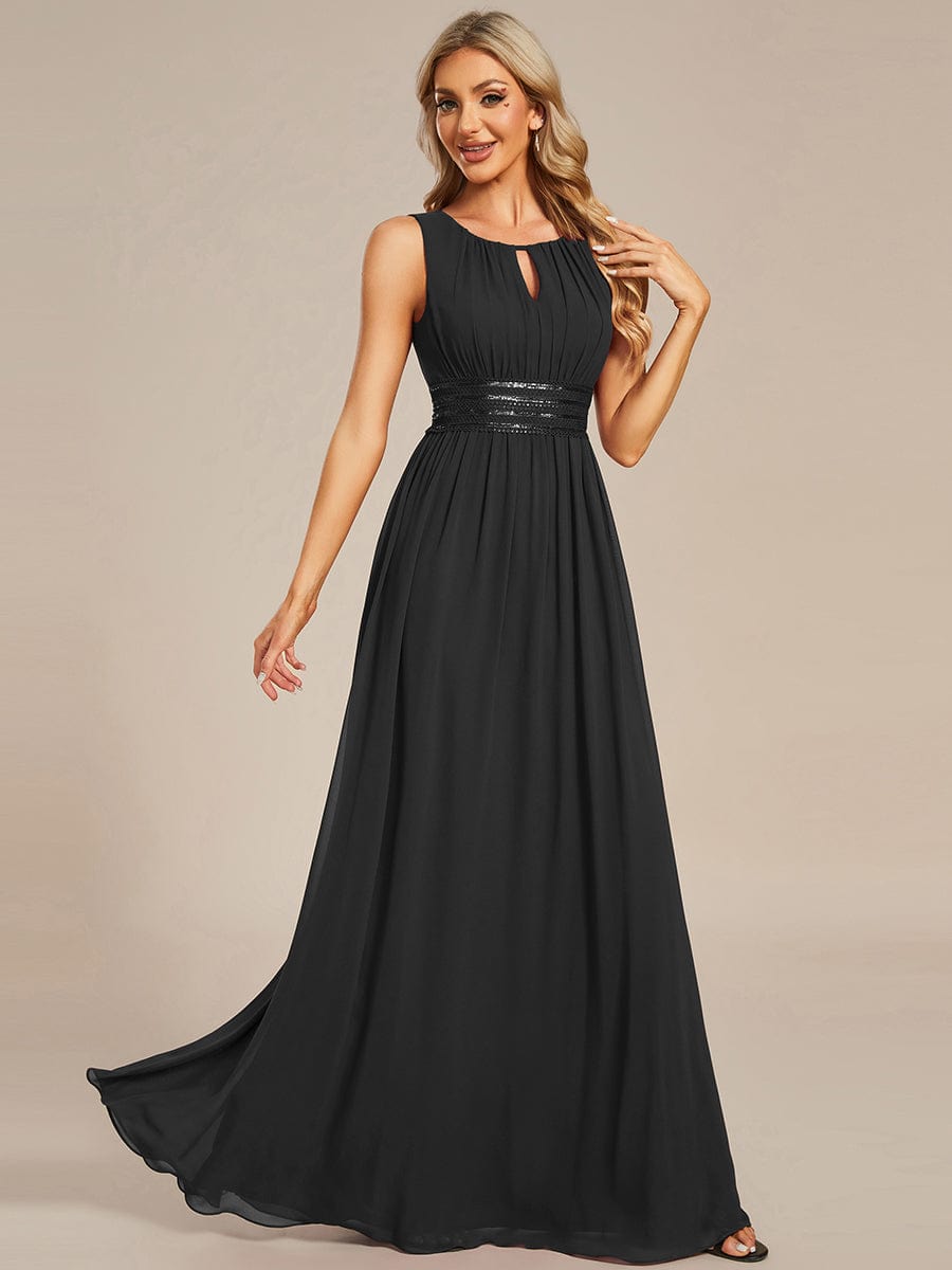 A-Line Chiffon Round Neckline Bridesmaid Dress with Sleeveless and Pleats