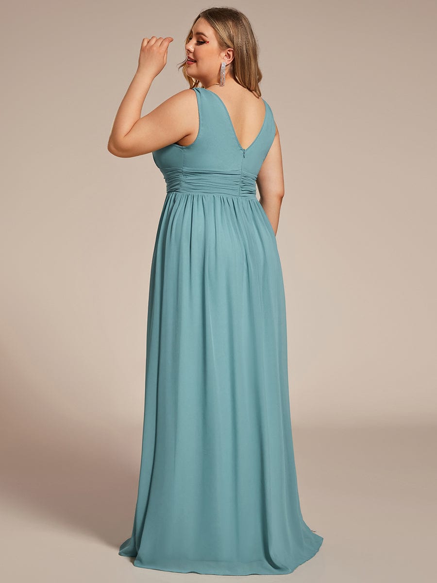 Plus Size Sleeveless V-Neck Chiffon Maxi Bridesmaid Dress