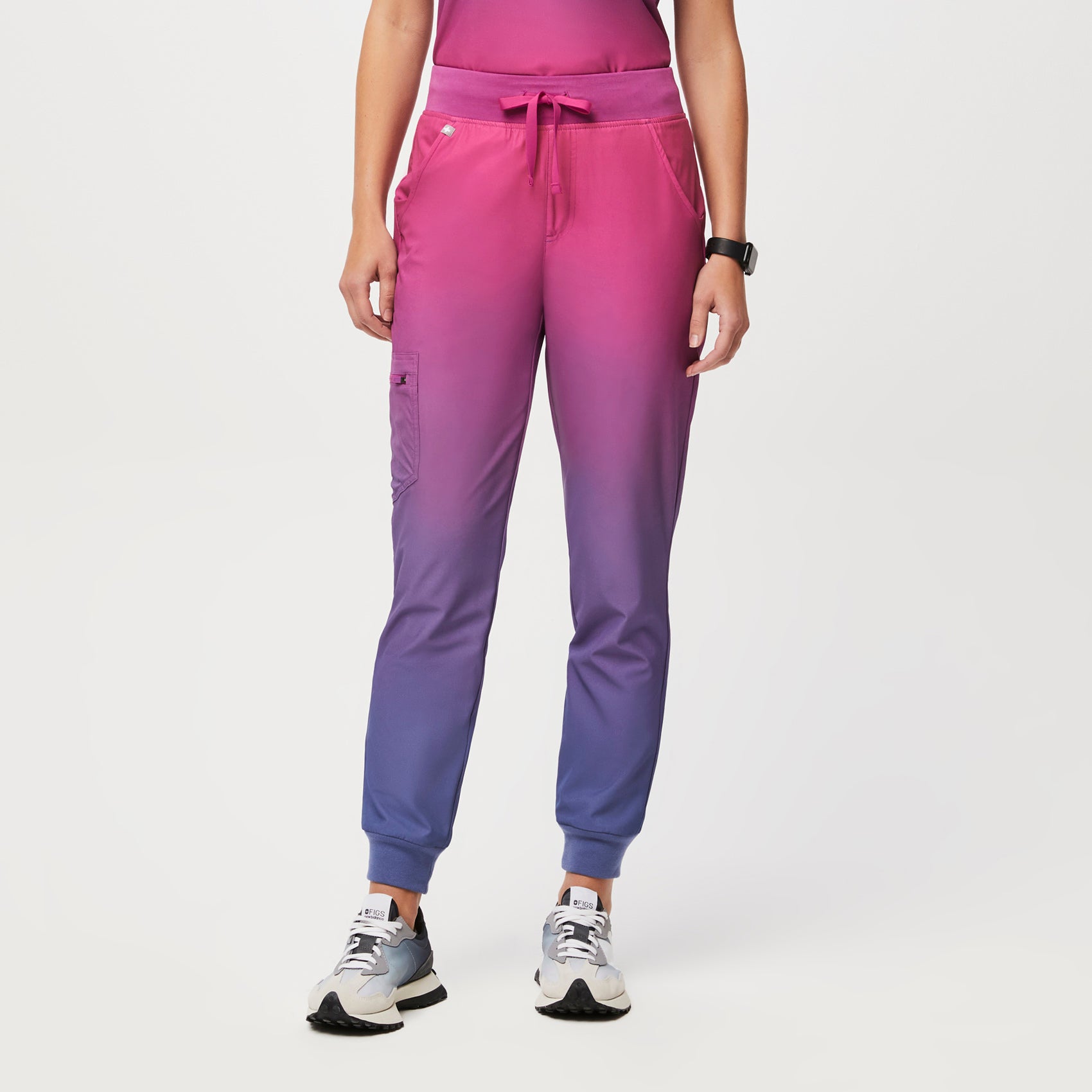 High Waisted Zamora™ Jogger Scrub Pants Petite - Bright Fuchsia