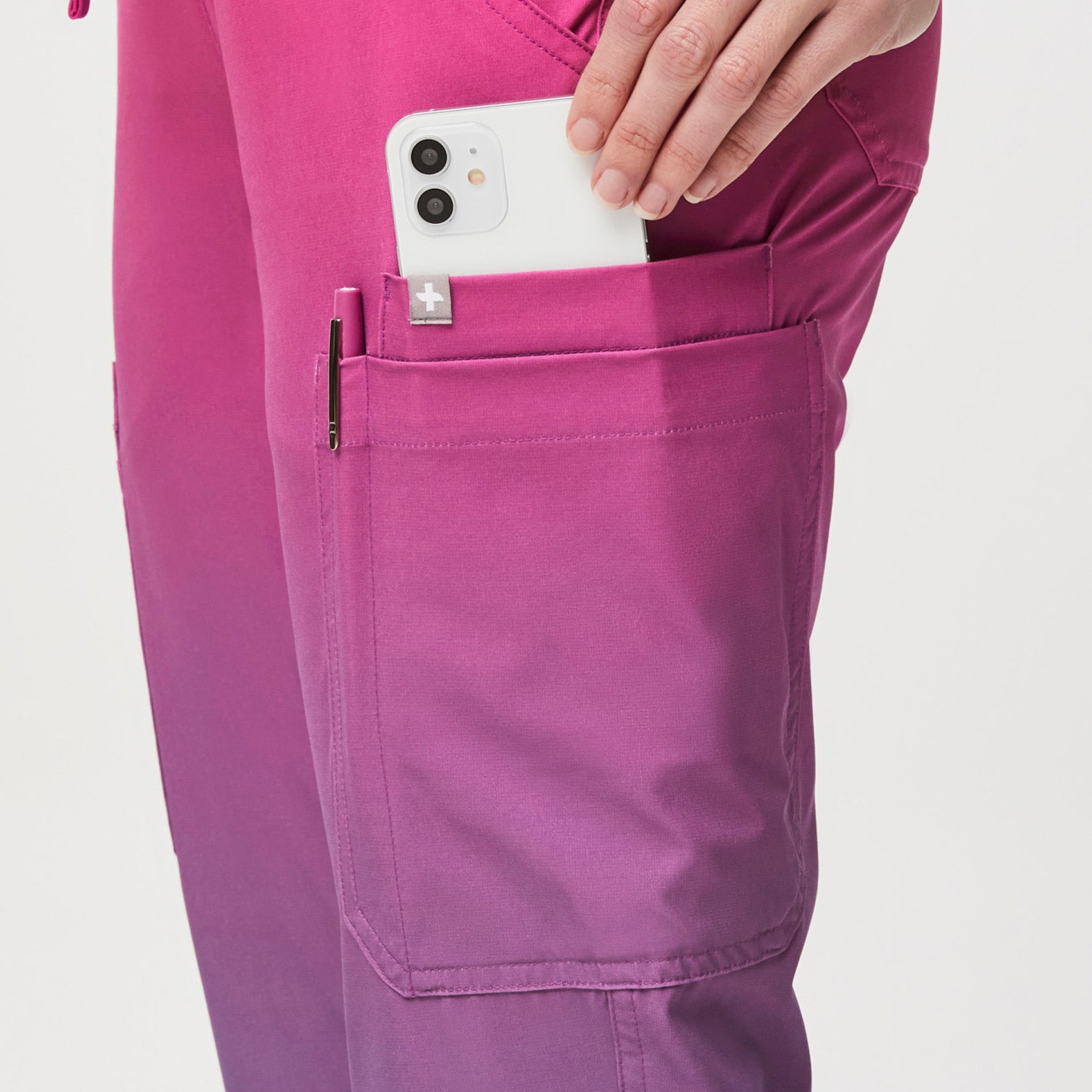 Pantalón de uniforme médico skinny Yola™ FREEx™ 2.0 para mujer - Atardecer  sombreado · FIGS