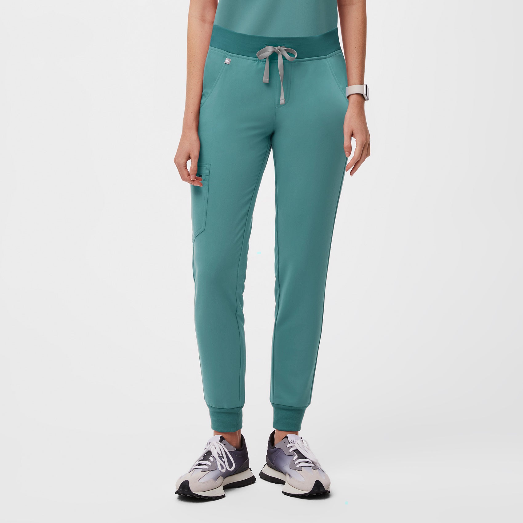 Pantalón deportivo de uniforme médico Zamora™ para mujer - Verde agua · FIGS