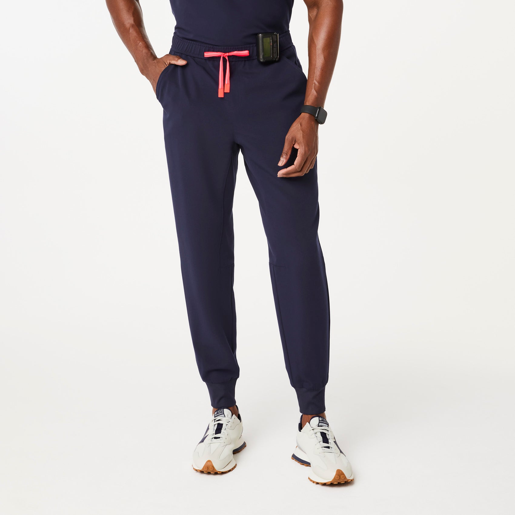 Men\'s Tansen Jogger Scrub Pants™ - Racing Navy · FIGS