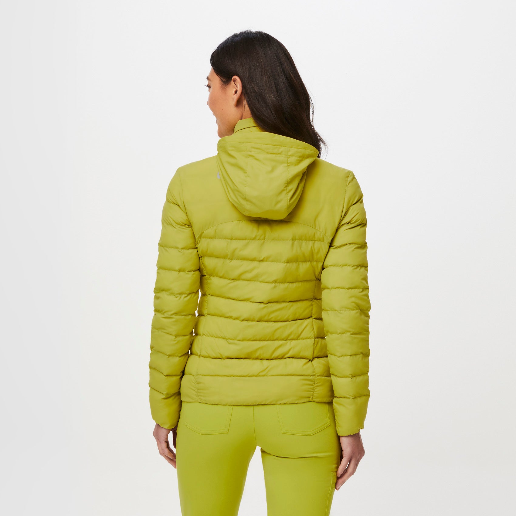 Women’s On-Shift™ Packable Puffer Jacket - Limeade · FIGS