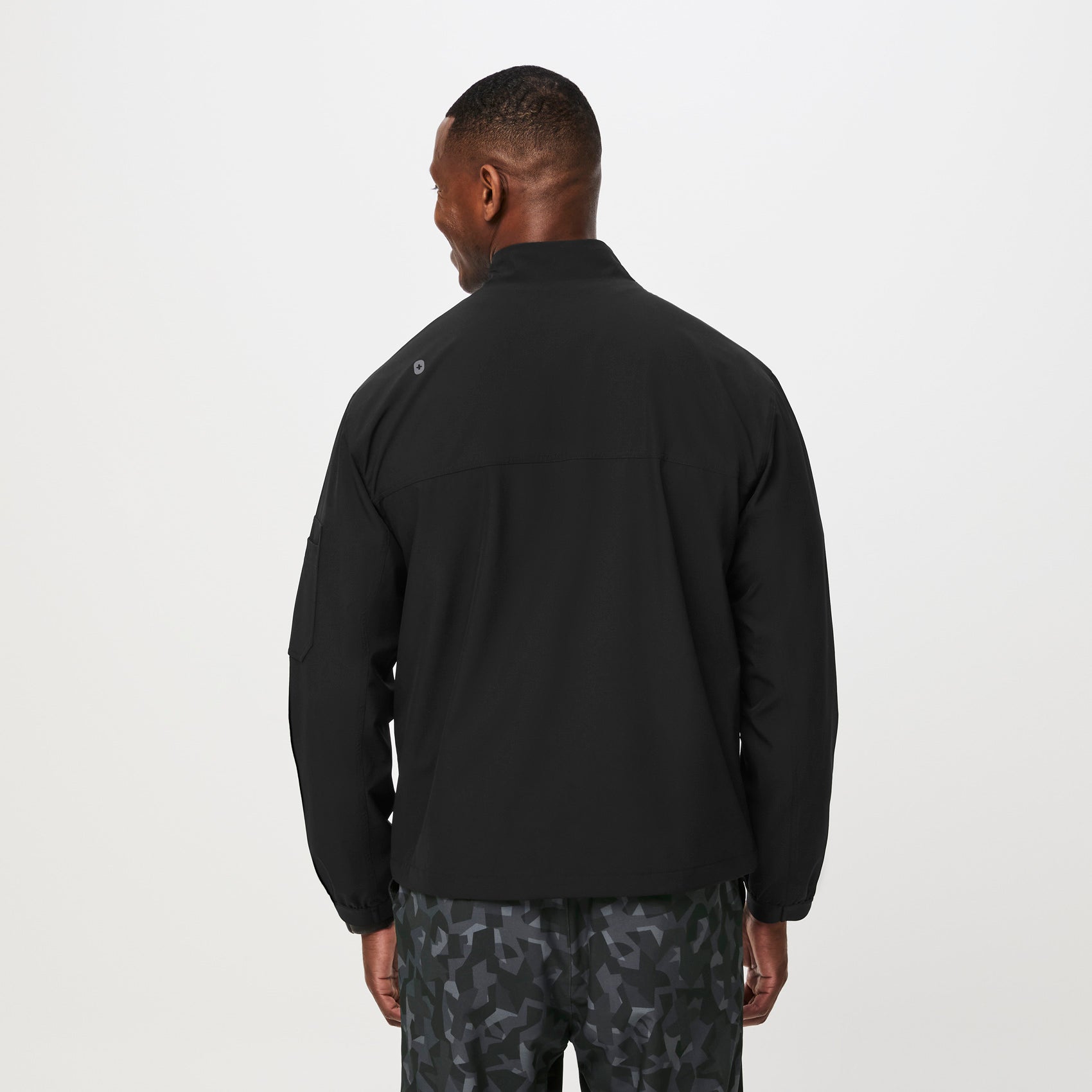 Men’s Dunn FREEx Scrub Jacket™ - Black · FIGS