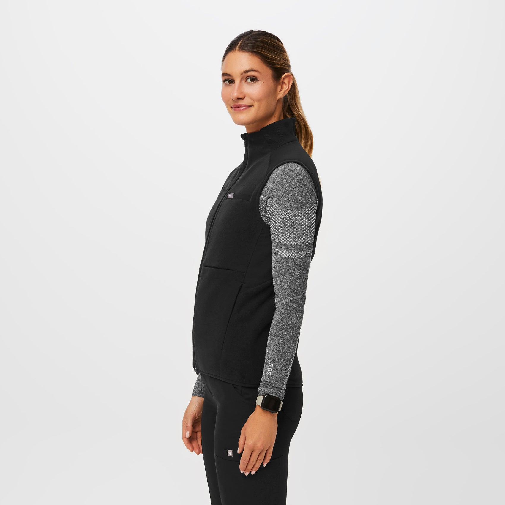 Women's On Shift™ Fleece Vest   Black · FIGS