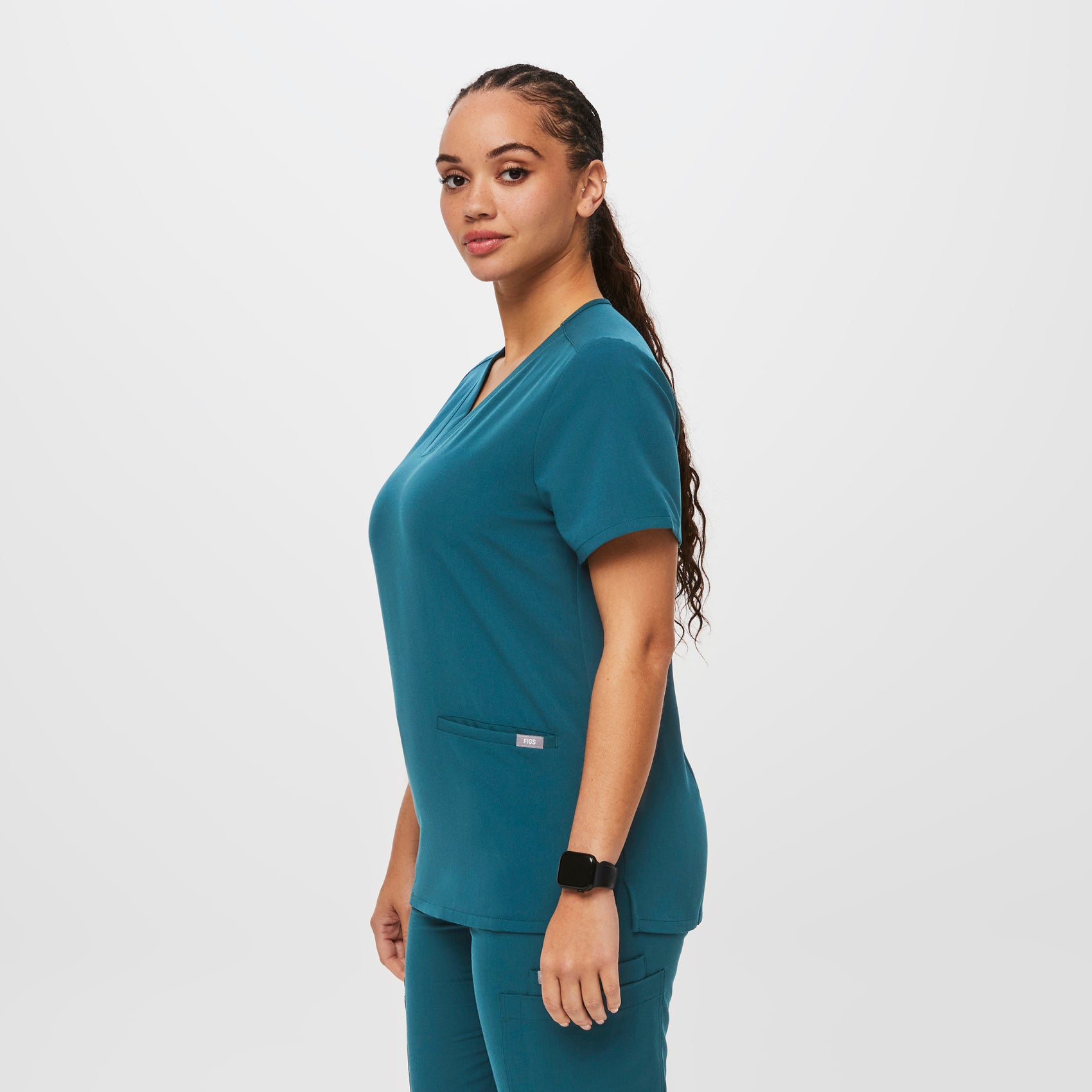 Women's Casma Three-Pocket Scrub Top™ - Caribbean Blue · FIGS