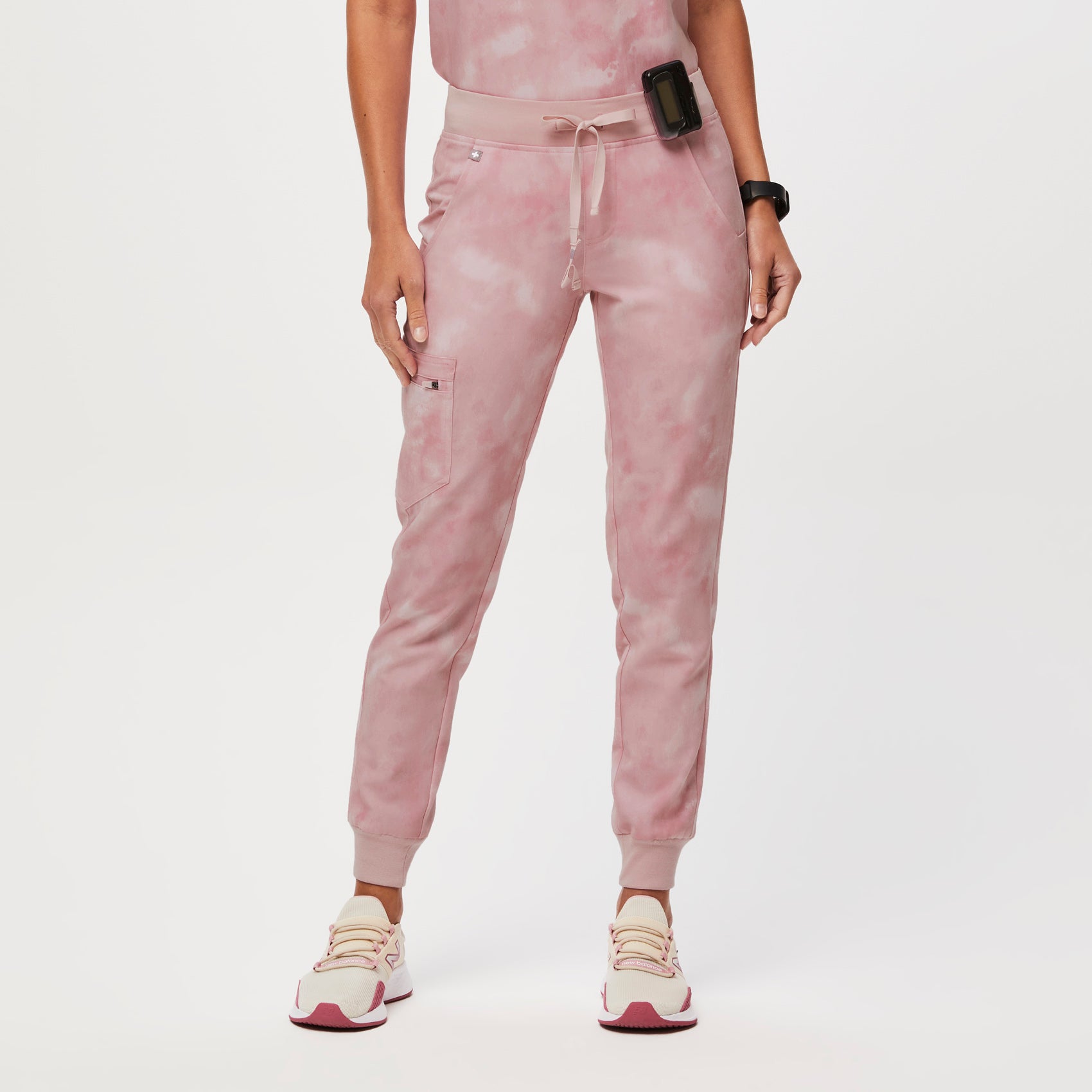 Women's High Waisted Zamora Jogger Scrub Pants™ - Racing Navy · FIGS