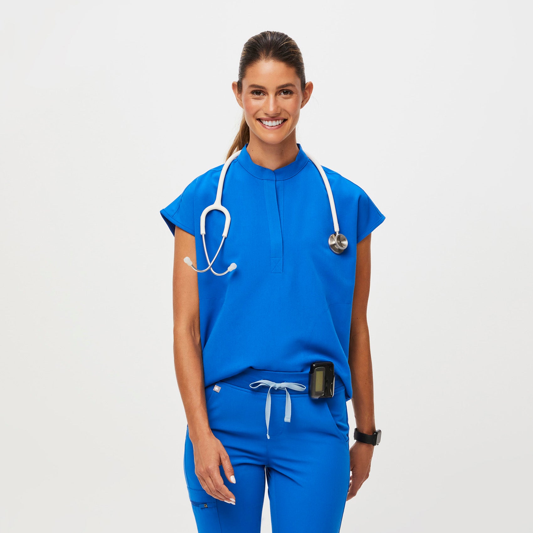 Women's Rafaela Oversized Scrub Top™ · FIGS