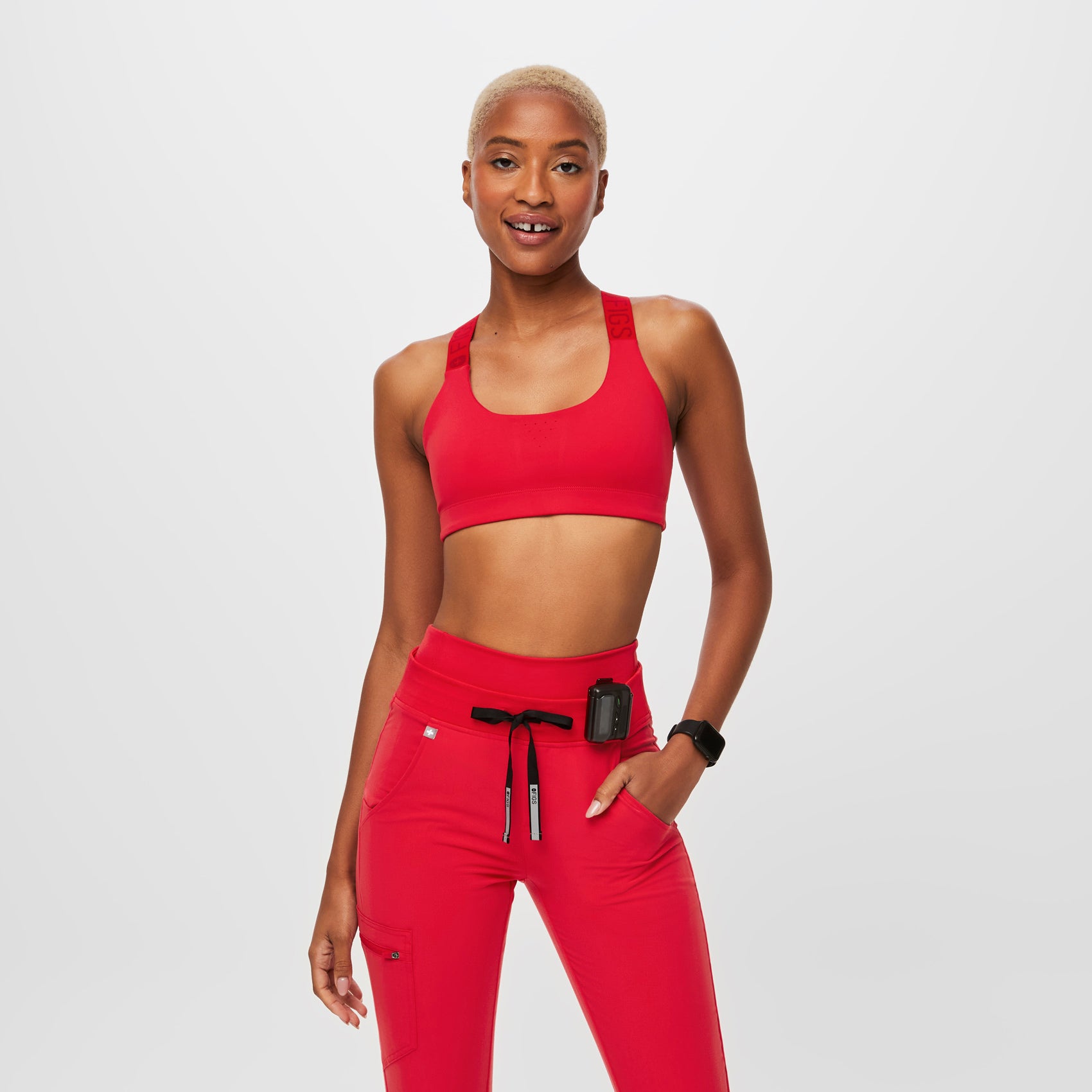 Maillot de corps Underscrub Sport Performance pour femmes - Rouge fluo ·  FIGS