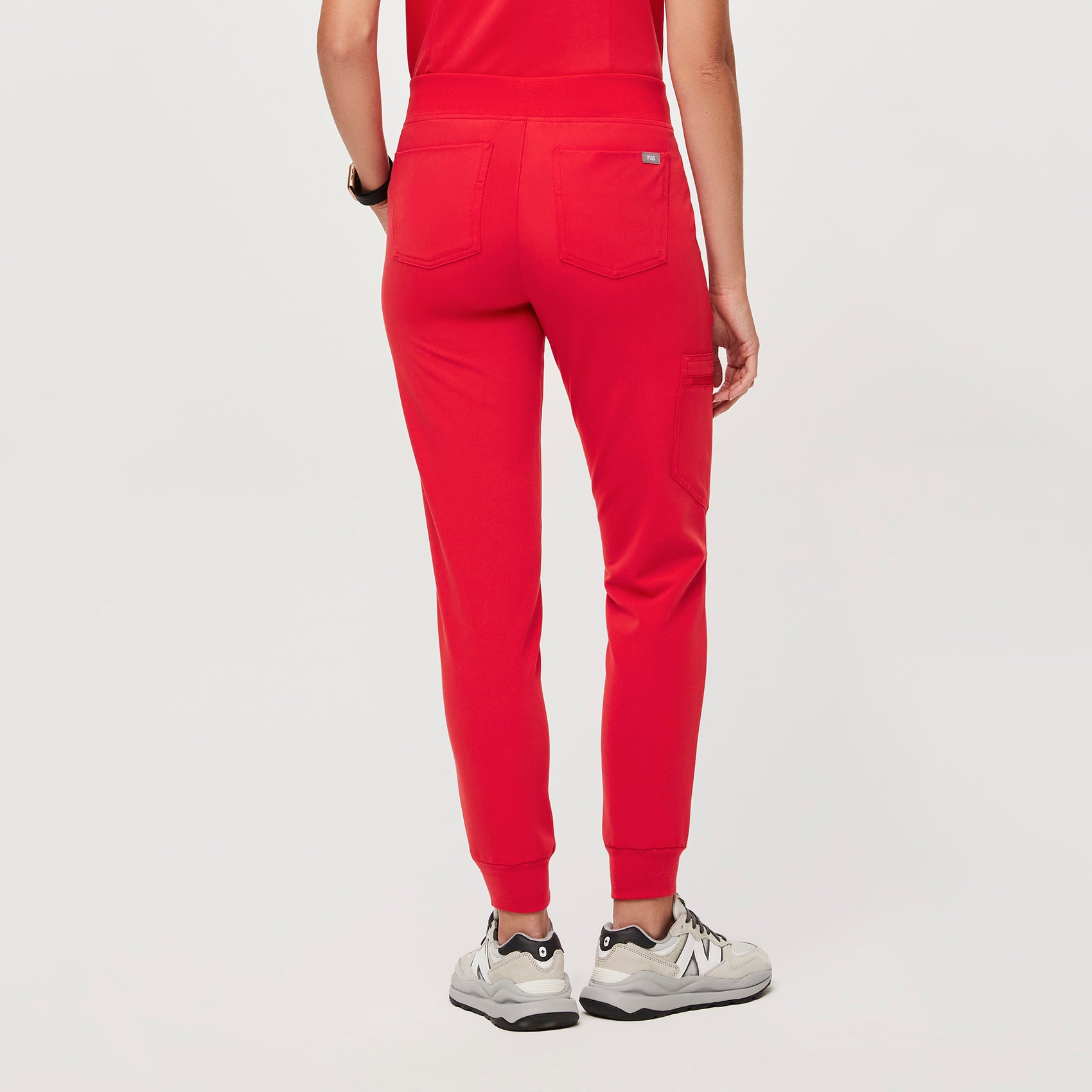 Women's Zamora™ Jogger Scrub Pants - Neon Red · FIGS