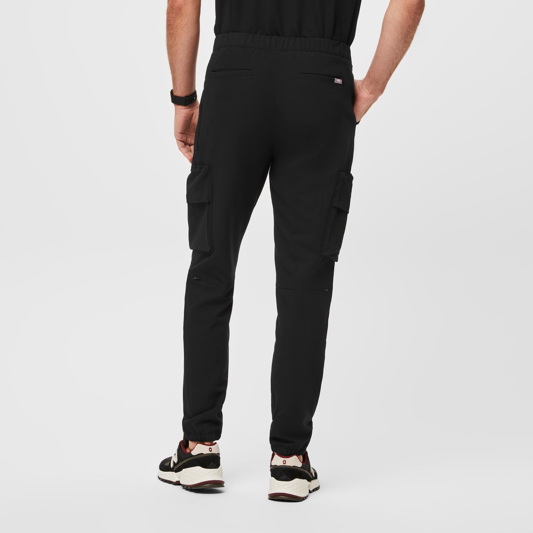 Black Pants With Pockets