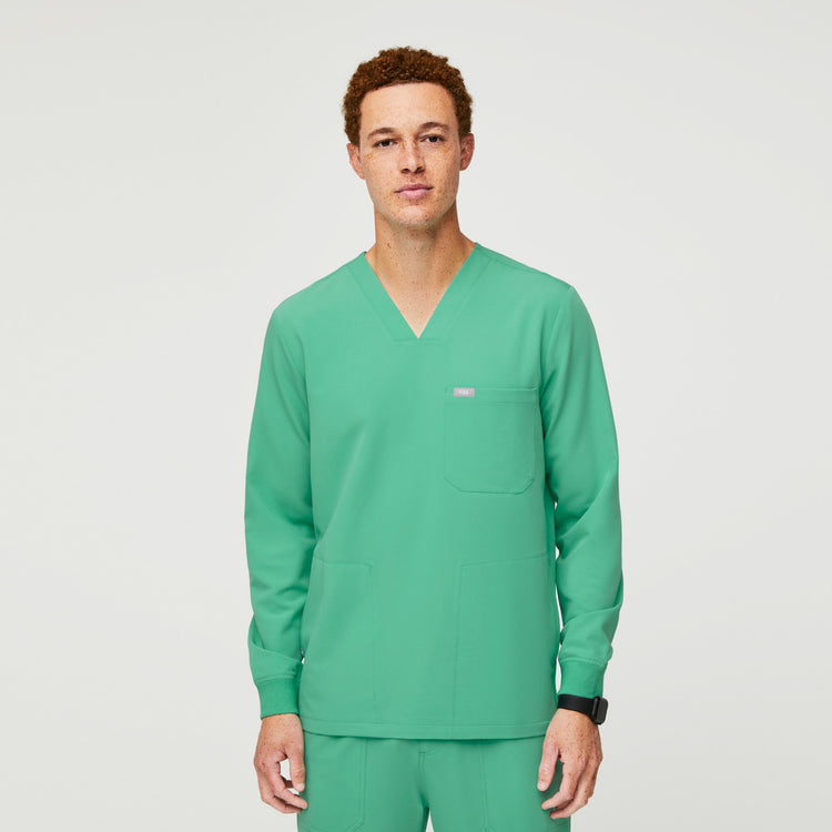 Men's Scrubs - Premium Medical Uniforms & Apparel · FIGS