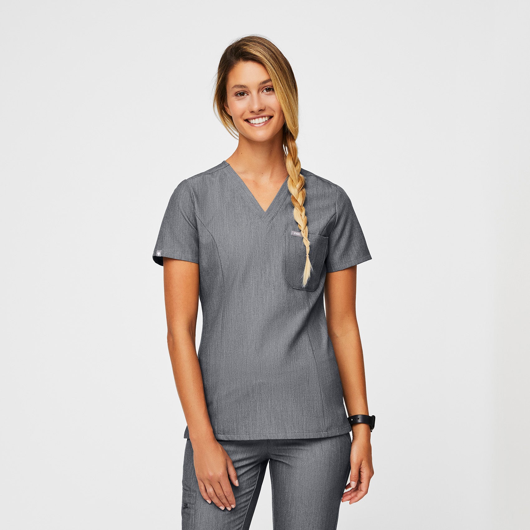 FITTED SCRUB TOPS · FIGS