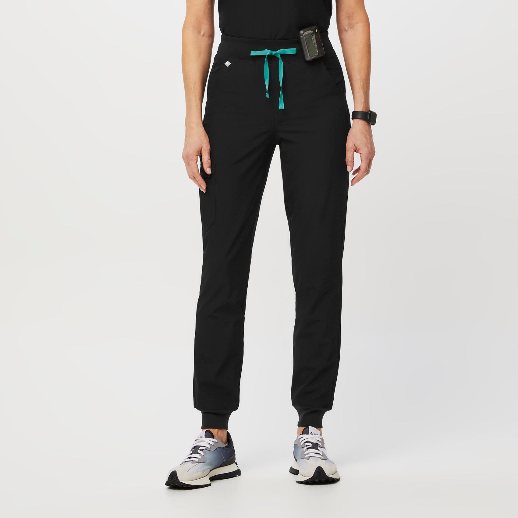 FIGS Zamora Jogger Style Scrub Pants for Women — Slim Fit, 6