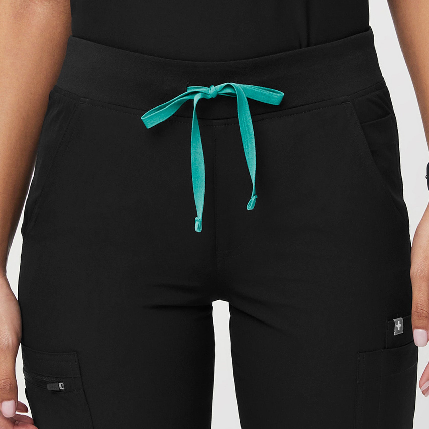 Women's Lira Split Hem Scrub Pants - Racing Black · FIGS