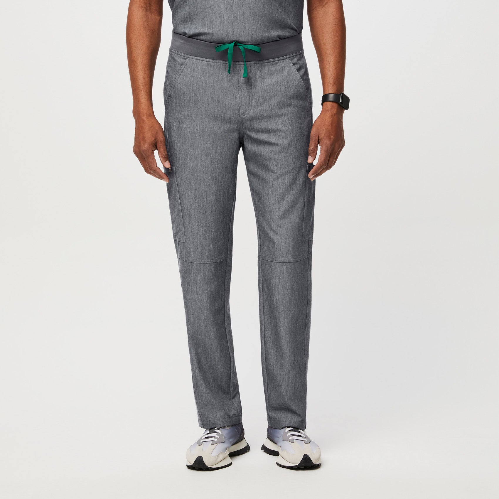 Men's Axim™ Cargo Scrub Pants - Auburn · FIGS