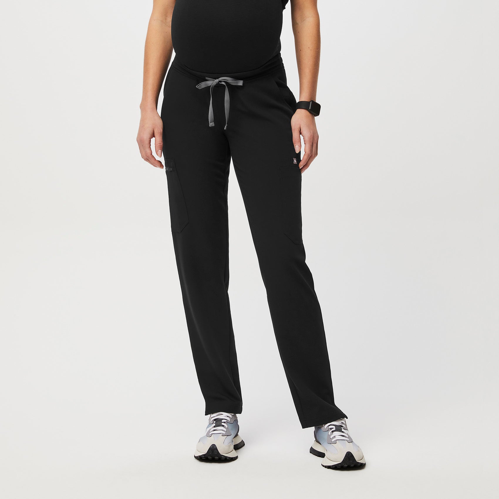 Yola™ Maternity Slim Scrub Pants - Black · FIGS