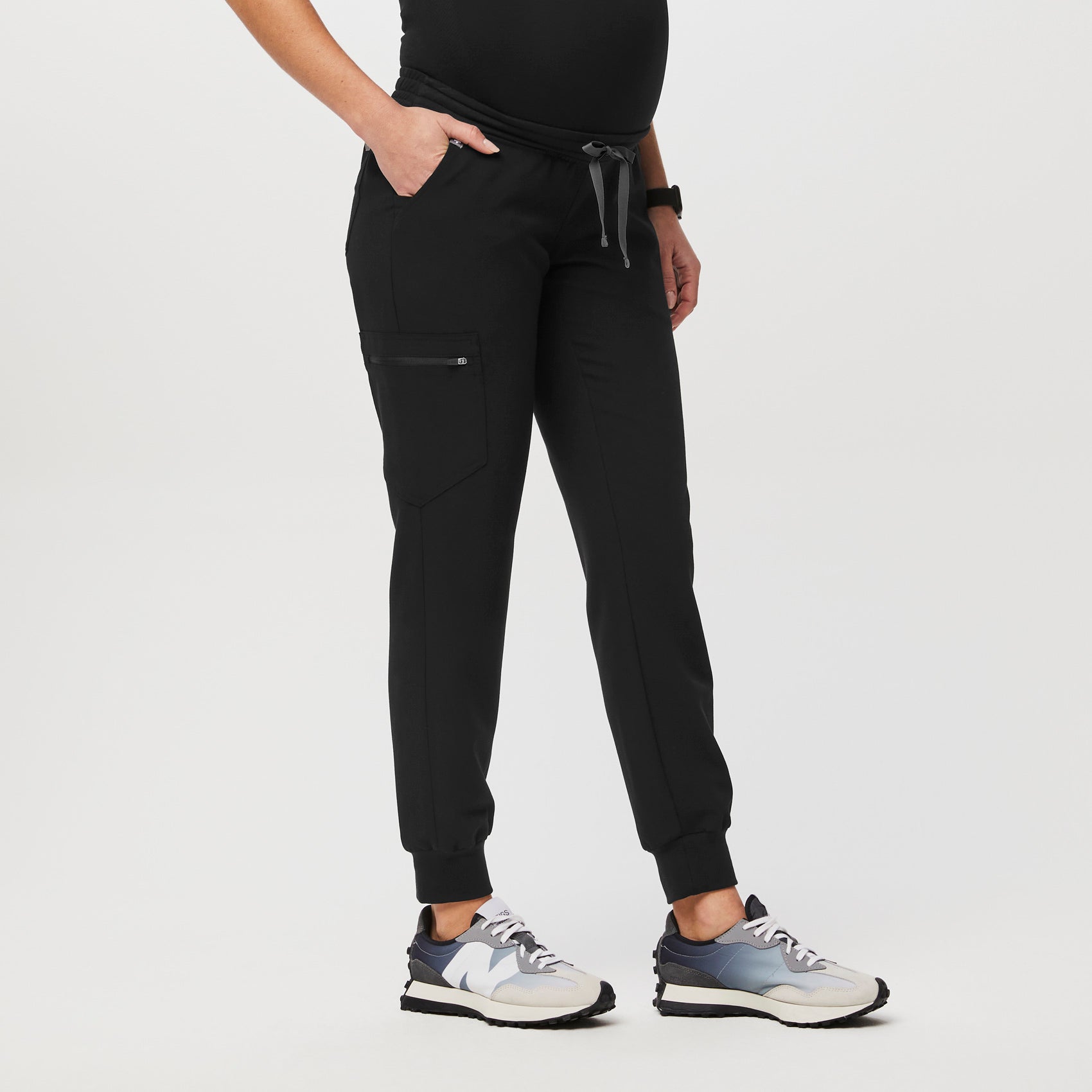 Pantalón deportivo cargo jogger - Negro — BAS