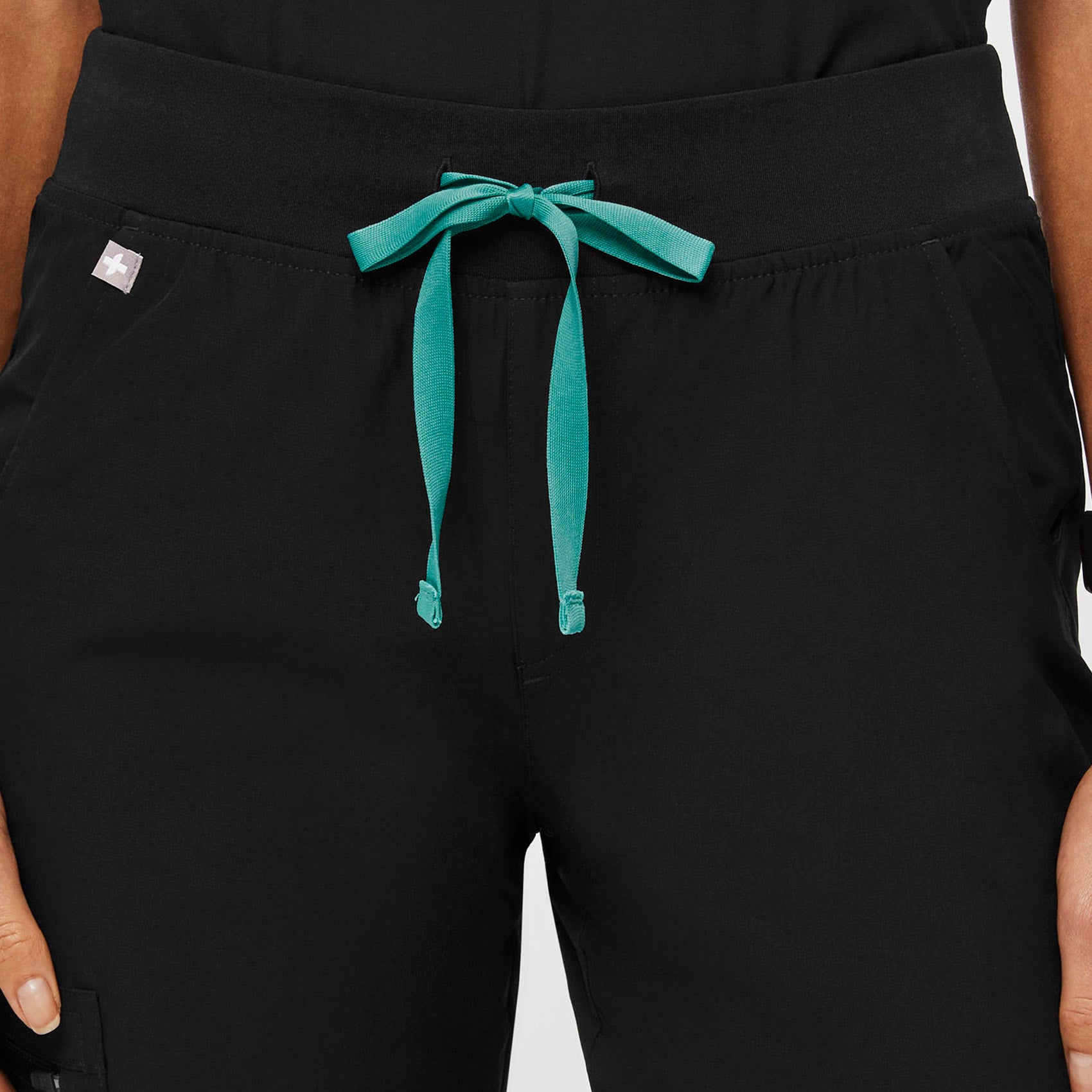 Women's High Waisted Zamora Jogger Scrub Pants™ - Black · FIGS