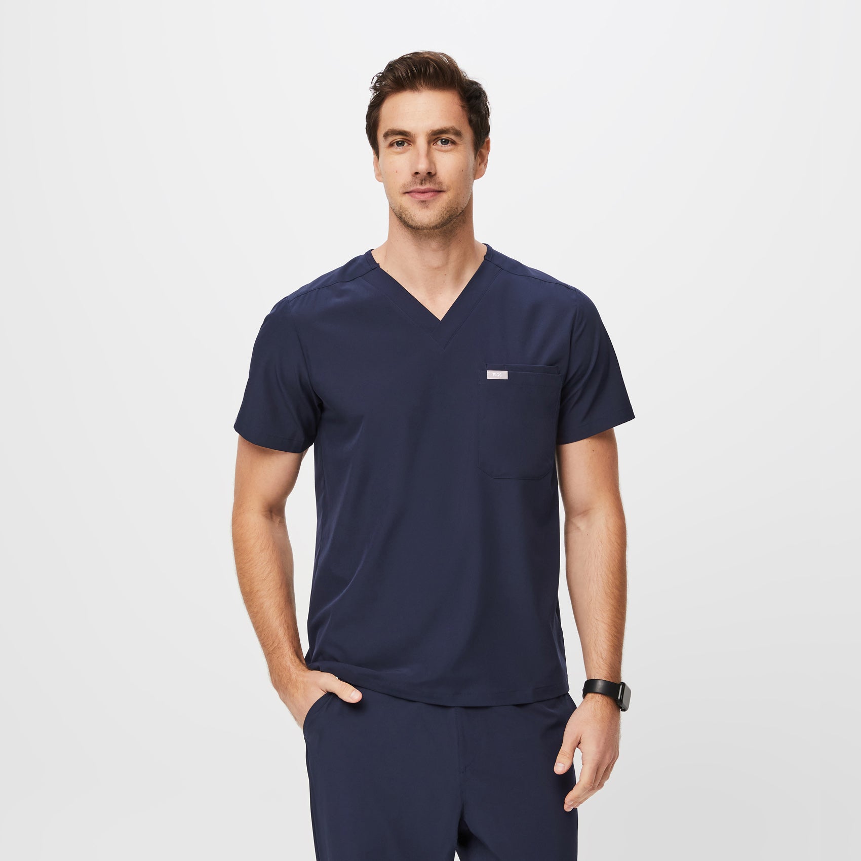 Men’s FREEx™ Leon™ Three-Pocket Scrub Top - Navy · FIGS